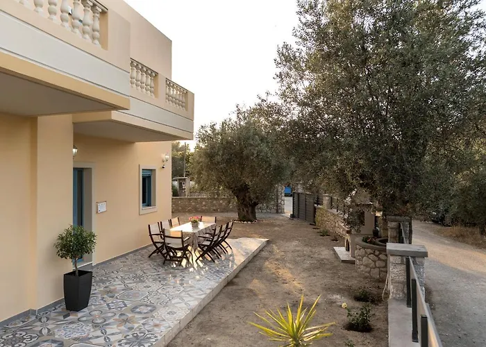Lindos Luxury Retro Villas